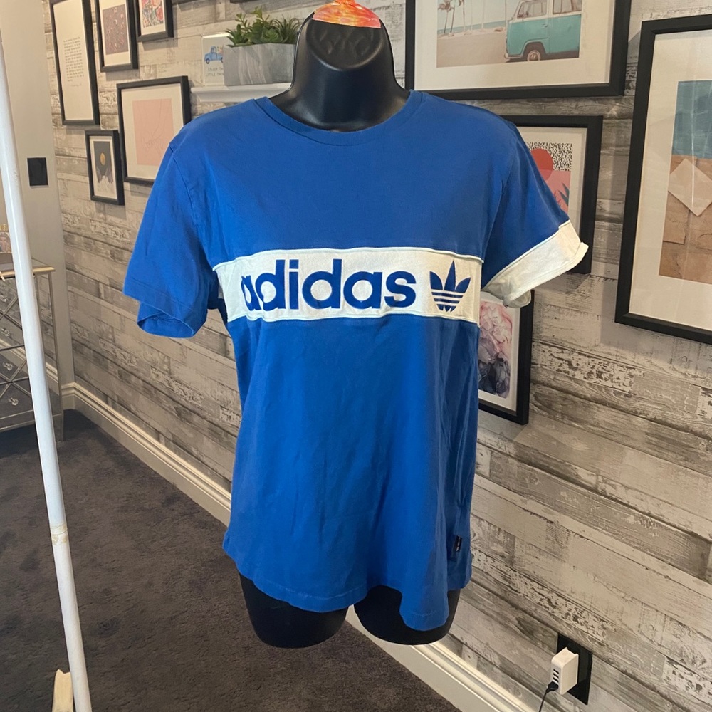 Adidas T-shirt